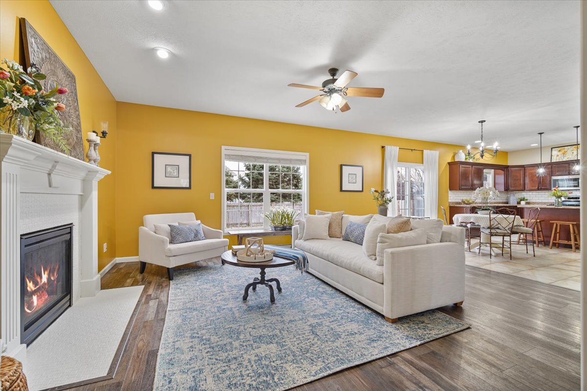 805 Dresser Drive, Normal, IL 61761