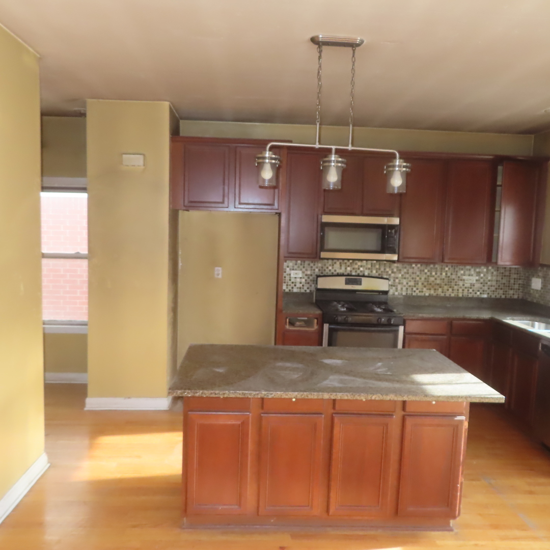 3529 W Polk Street, Chicago, IL 60624