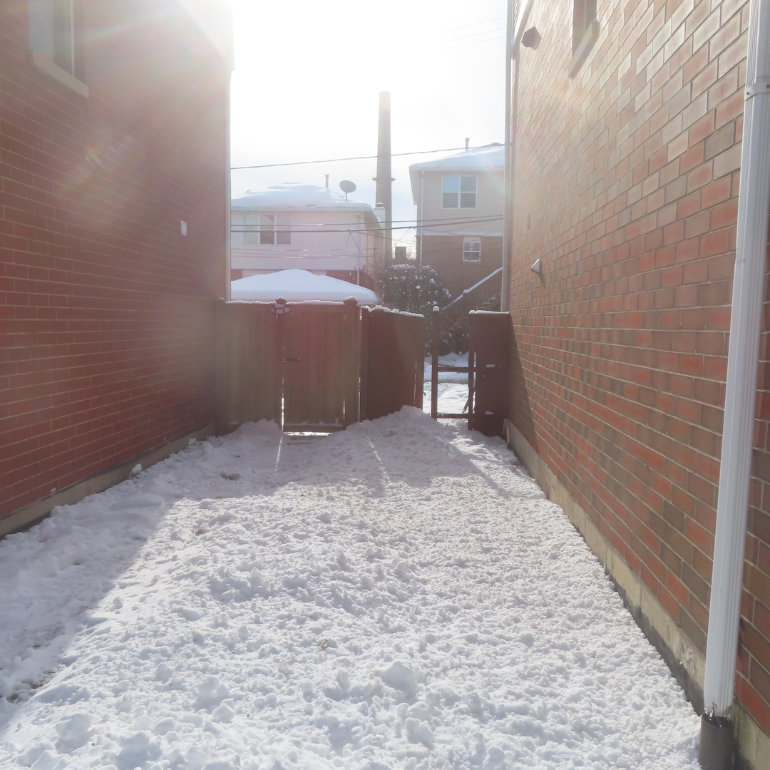 3529 W Polk Street, Chicago, IL 60624