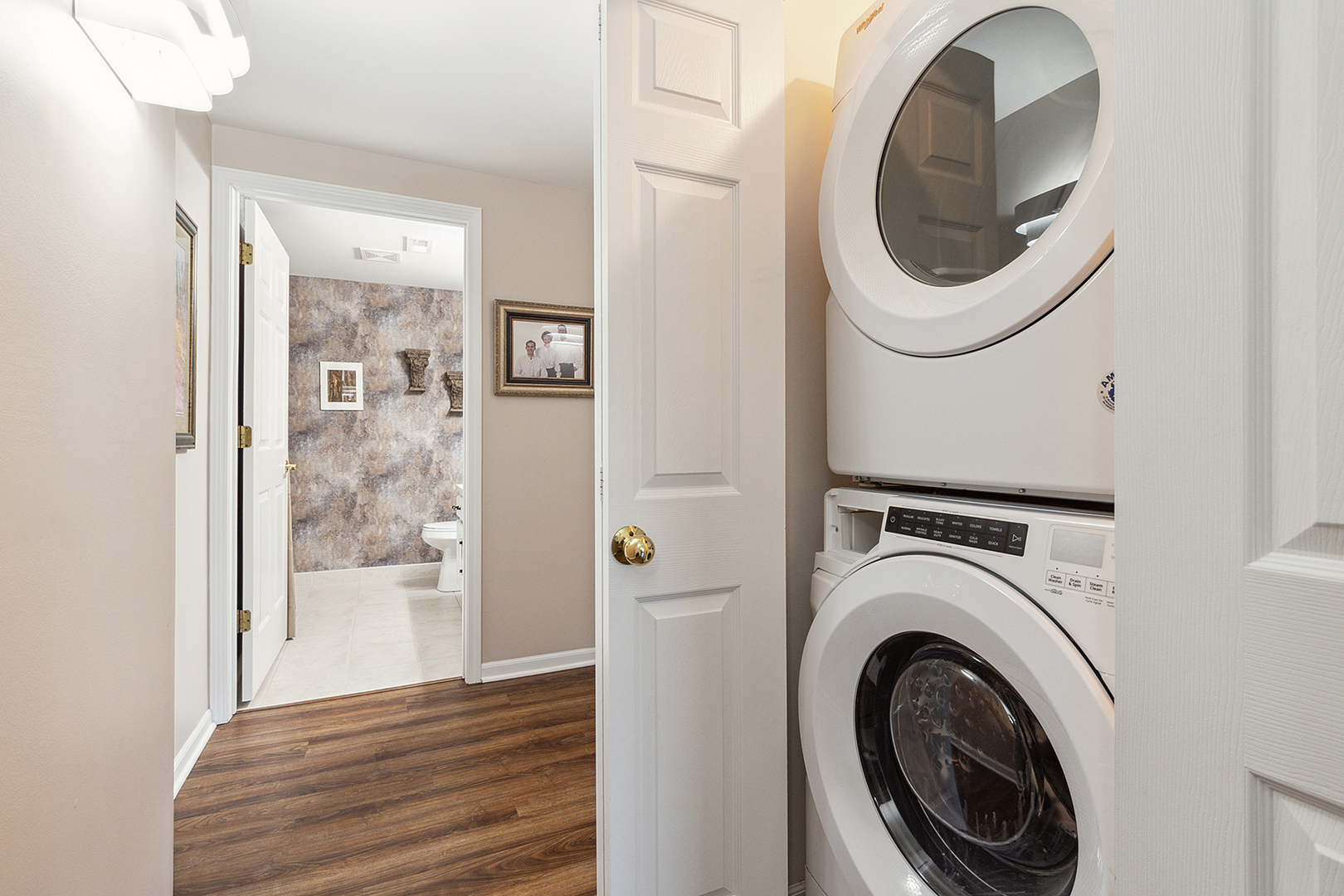 7841 W 157th Street #208, Orland Park, IL 60462