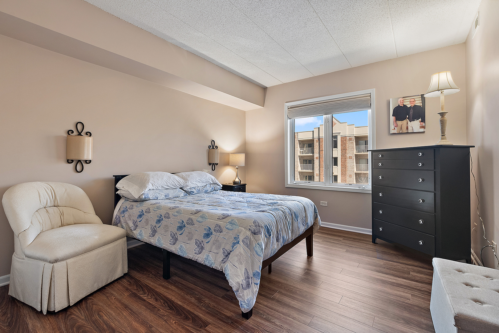 7841 W 157th Street #208, Orland Park, IL 60462