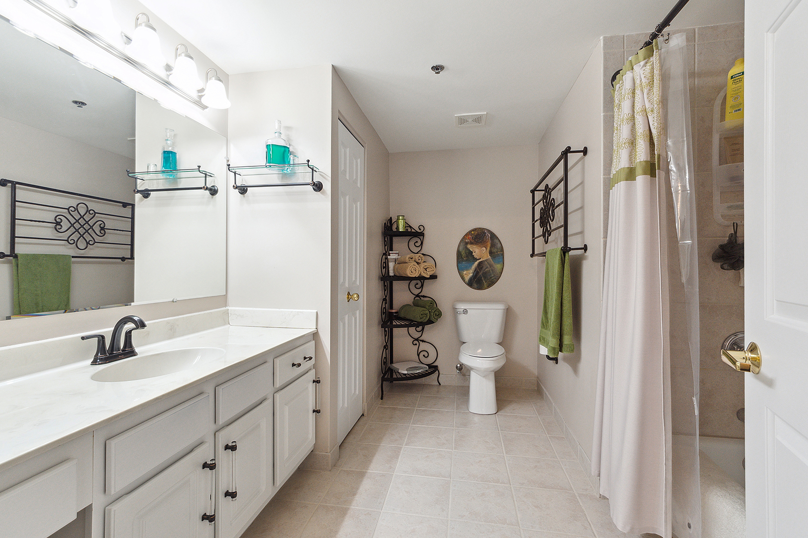 7841 W 157th Street #208, Orland Park, IL 60462