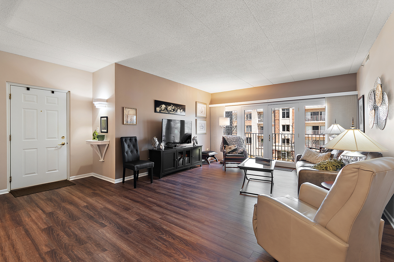 7841 W 157th Street #208, Orland Park, IL 60462