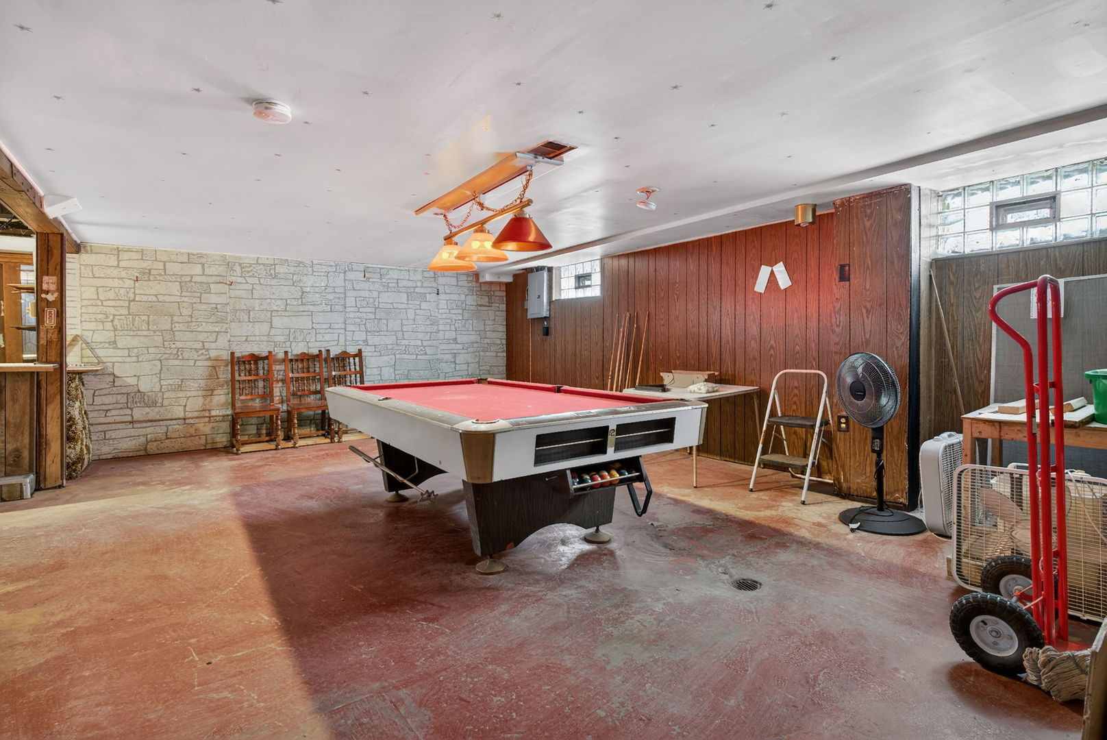 12620 Irving Avenue, Blue Island, IL 60406