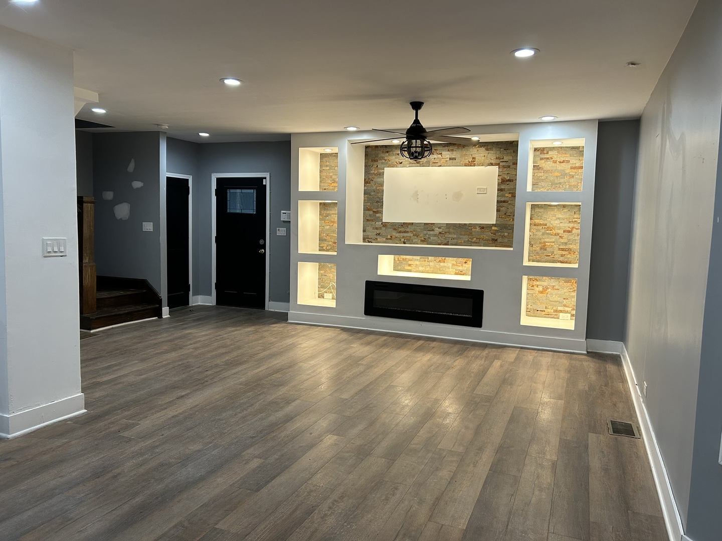 14446 Park Avenue, Dolton, IL 60419