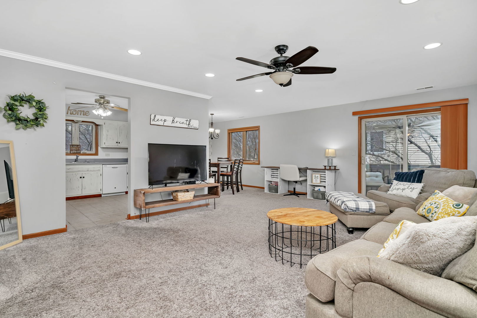 2670 Jodee Drive #B, Joliet, IL 60436