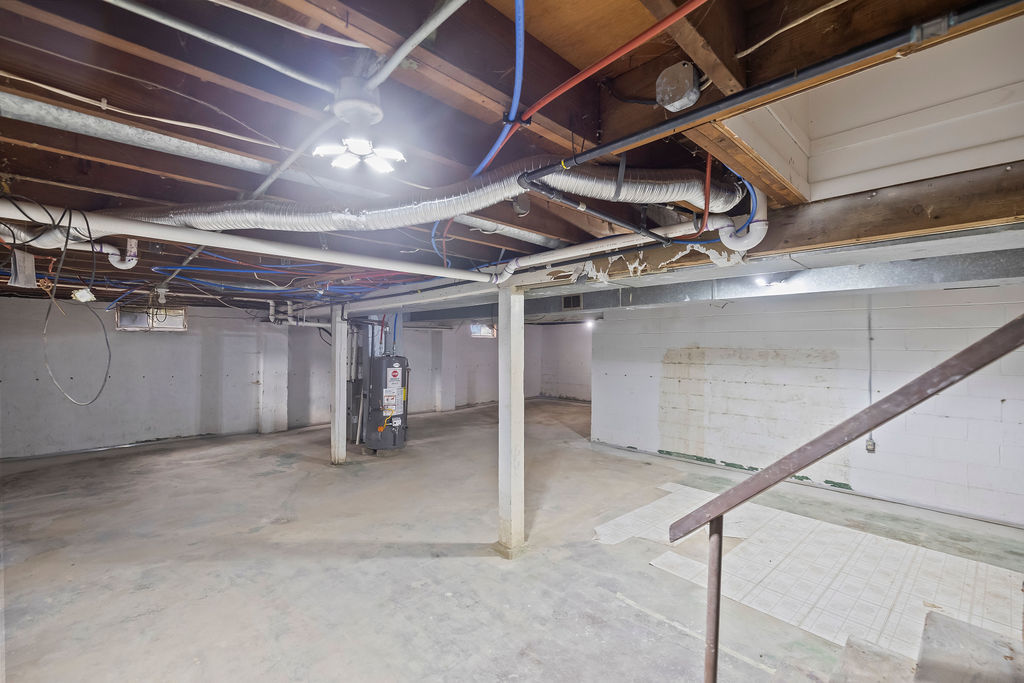 123 S Shores Drive, Decatur, IL 62521