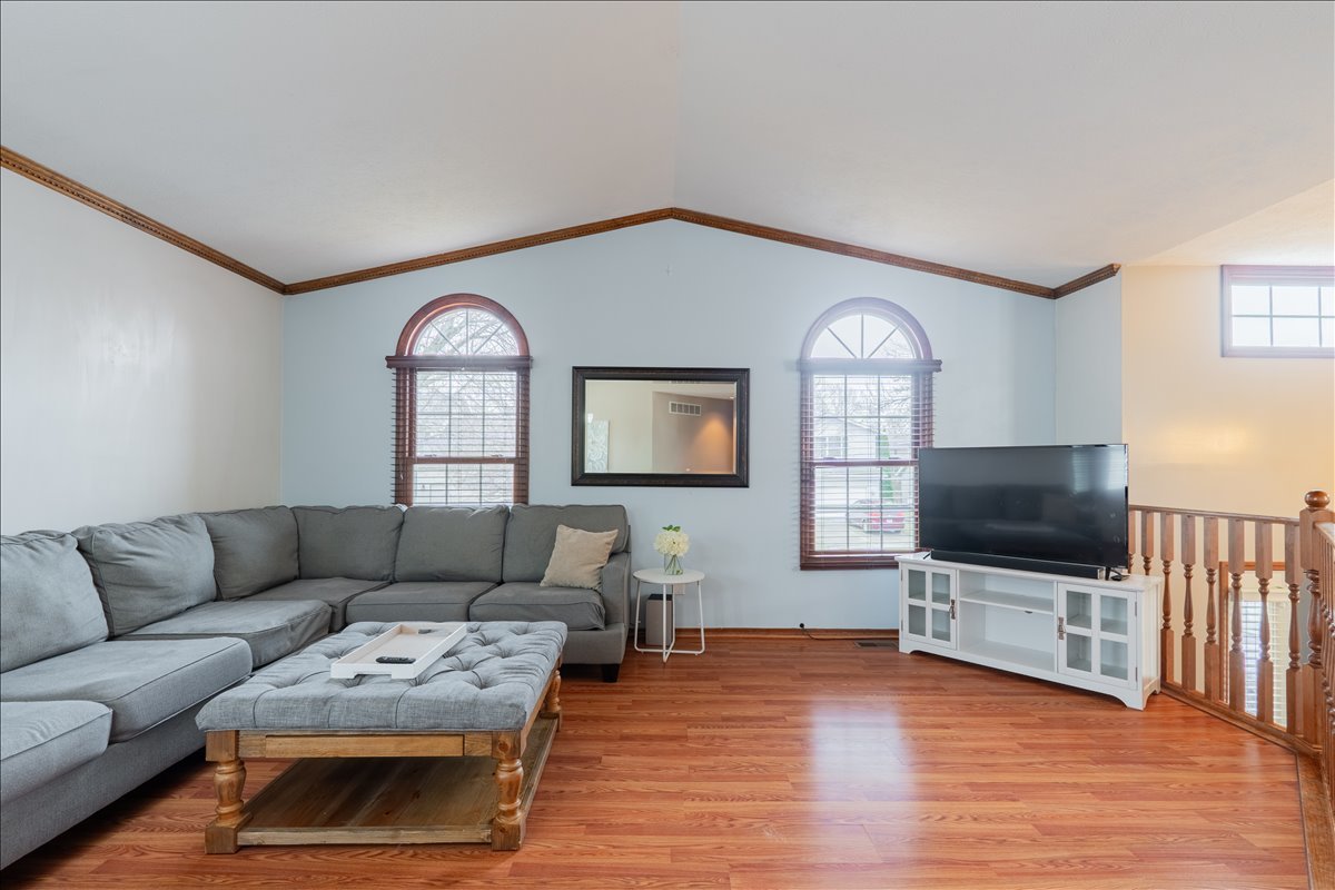 1509 Beckenham Drive, Bloomington, IL 61704