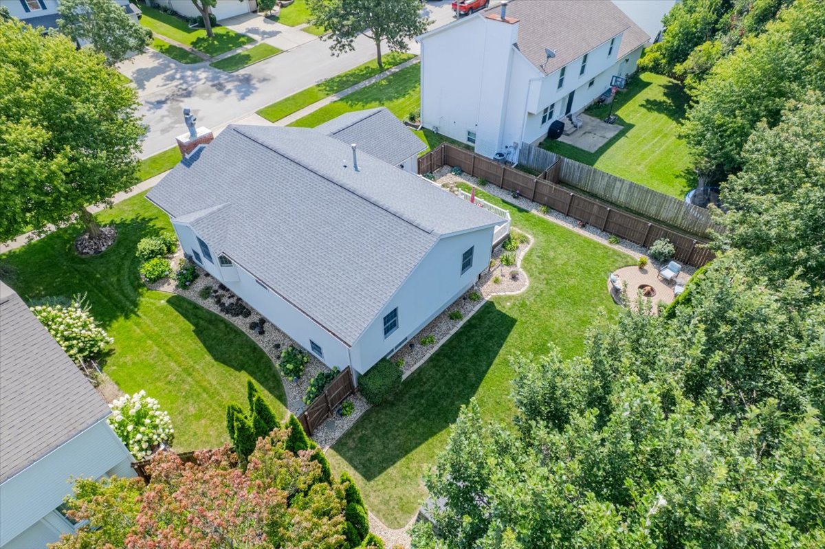 1509 Beckenham Drive, Bloomington, IL 61704