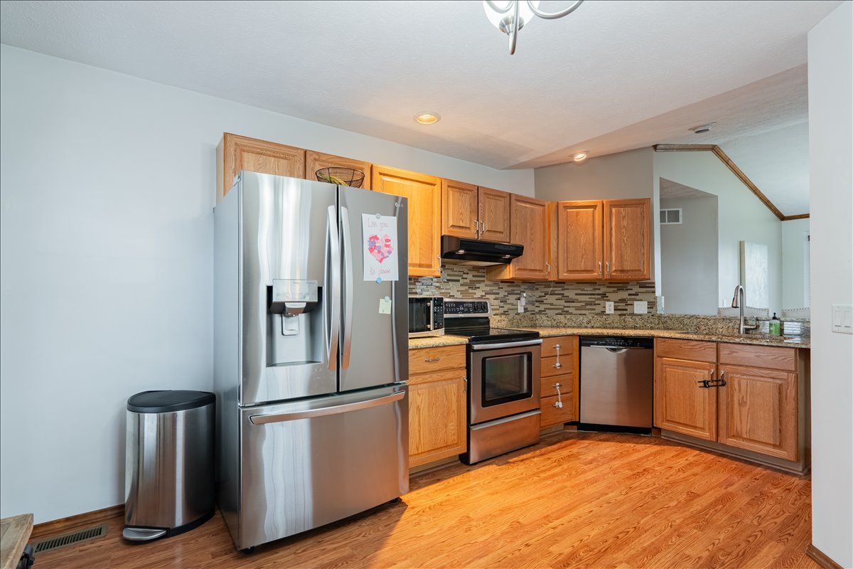 1509 Beckenham Drive, Bloomington, IL 61704