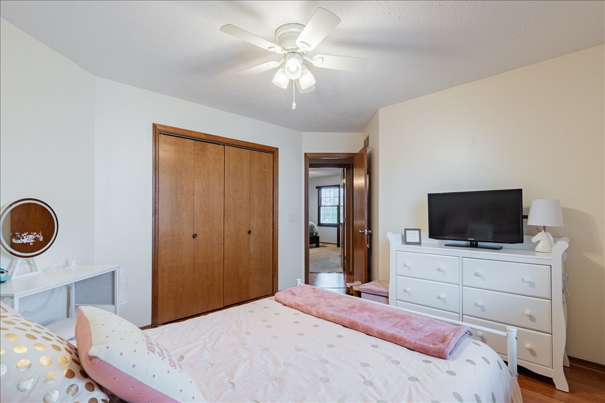 1509 Beckenham Drive, Bloomington, IL 61704