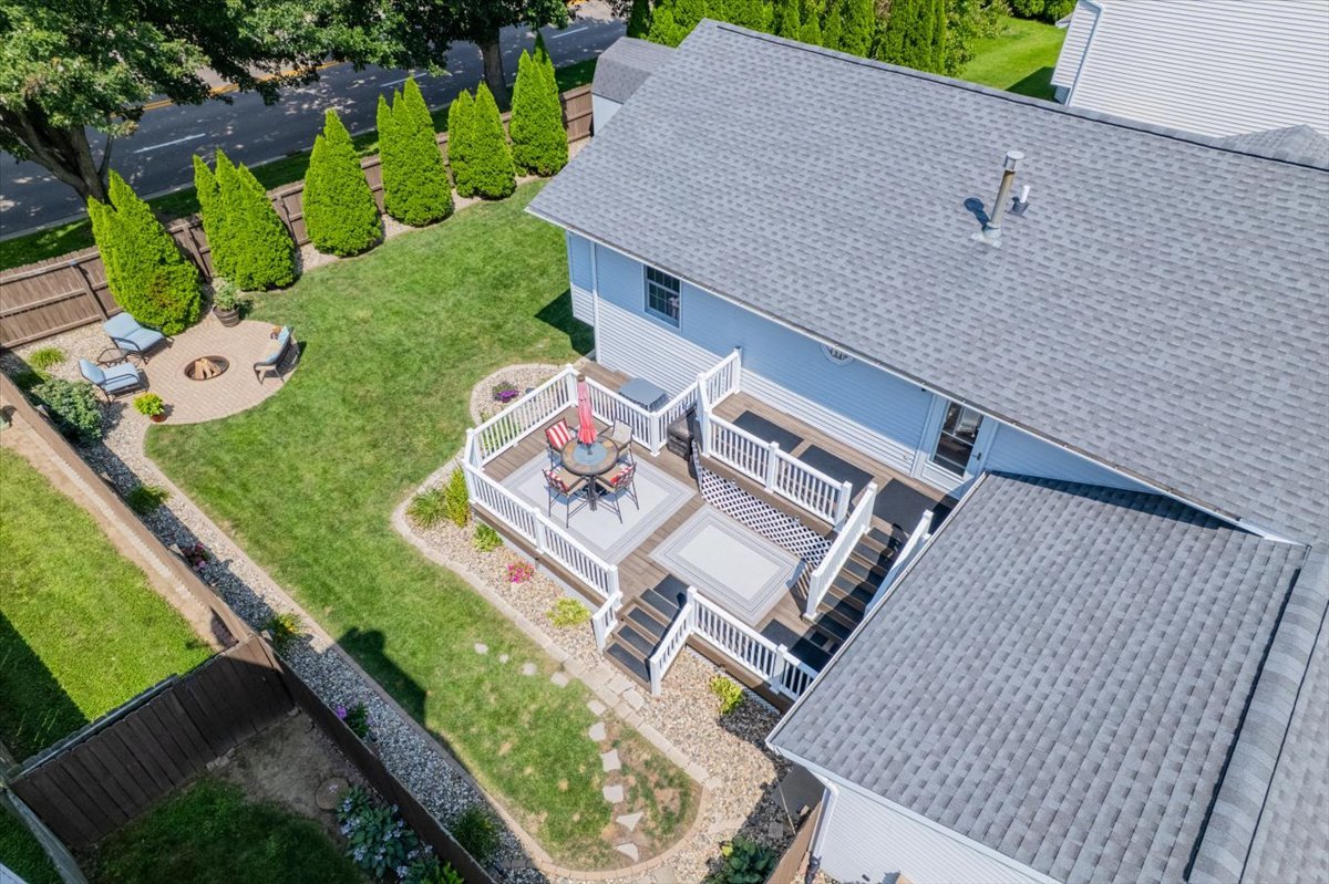 1509 Beckenham Drive, Bloomington, IL 61704