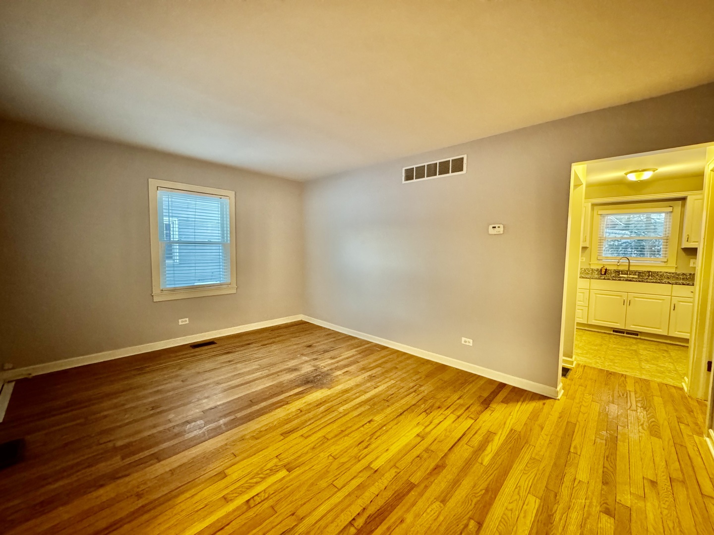 28w471 Batavia Road, Warrenville, IL 60555