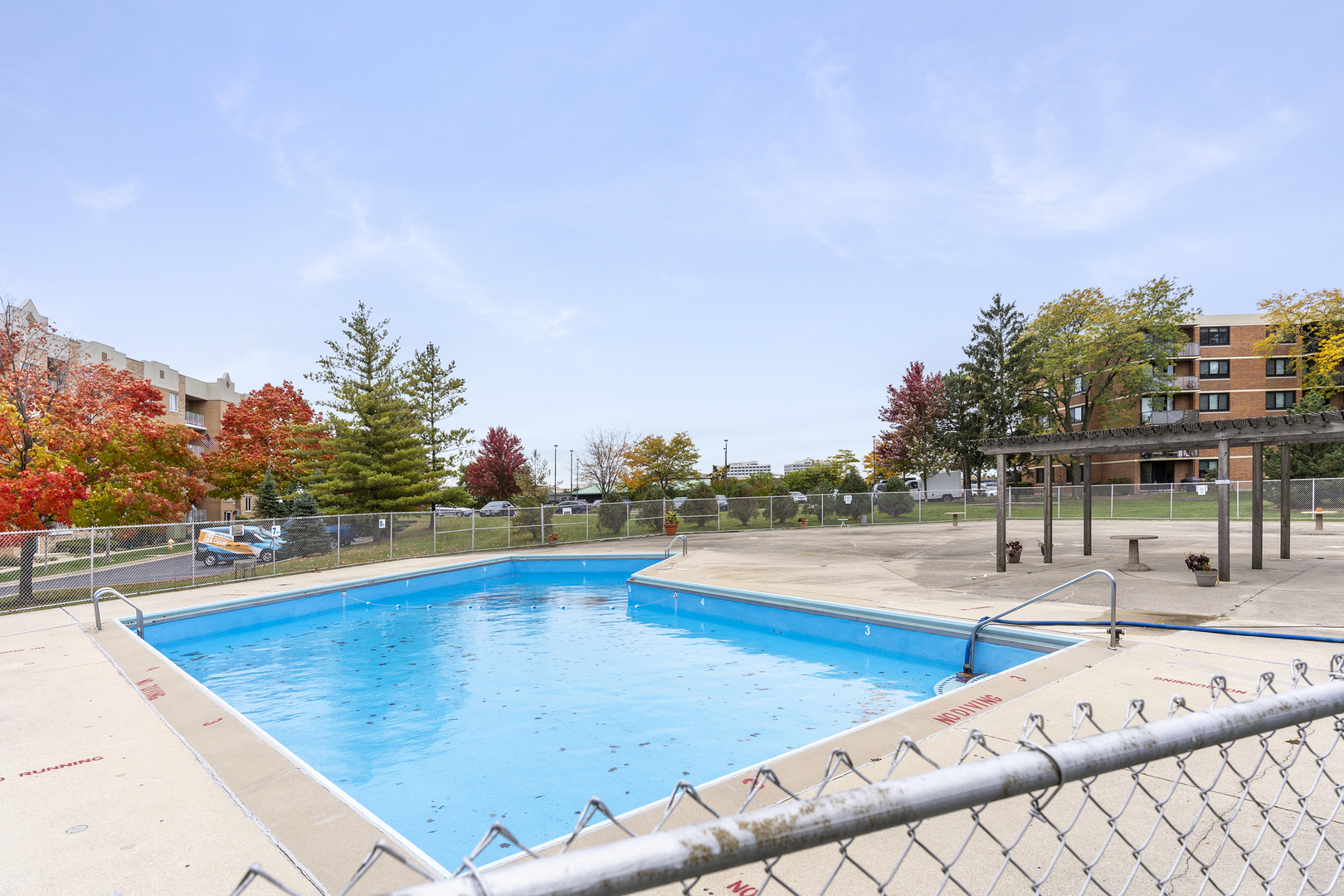 2201 S Highland Avenue #4M, Lombard, IL 60148