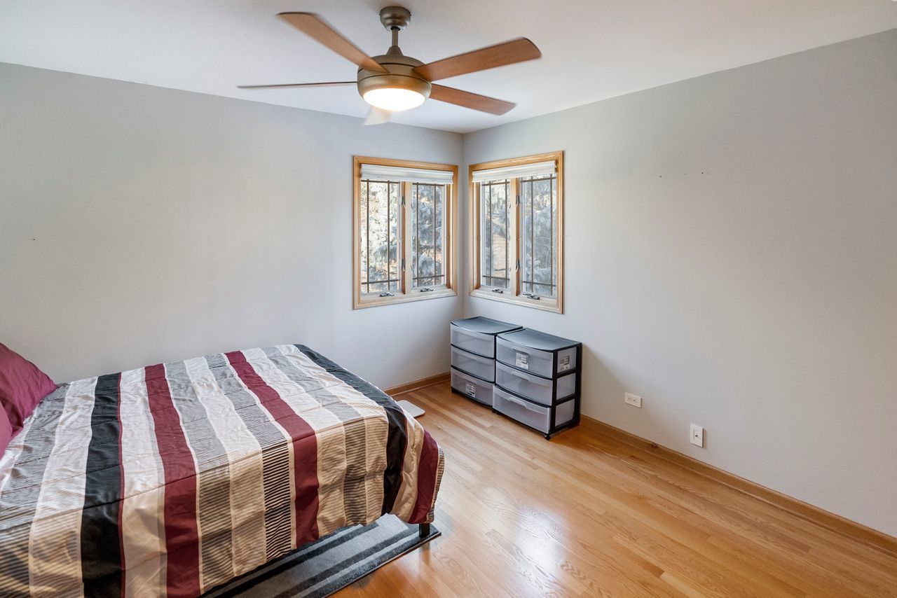 201 Amber Court, West Chicago, IL 60185