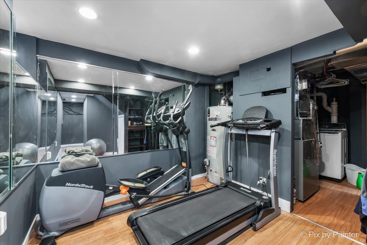 6372 N Sayre Avenue, Chicago, IL 60631