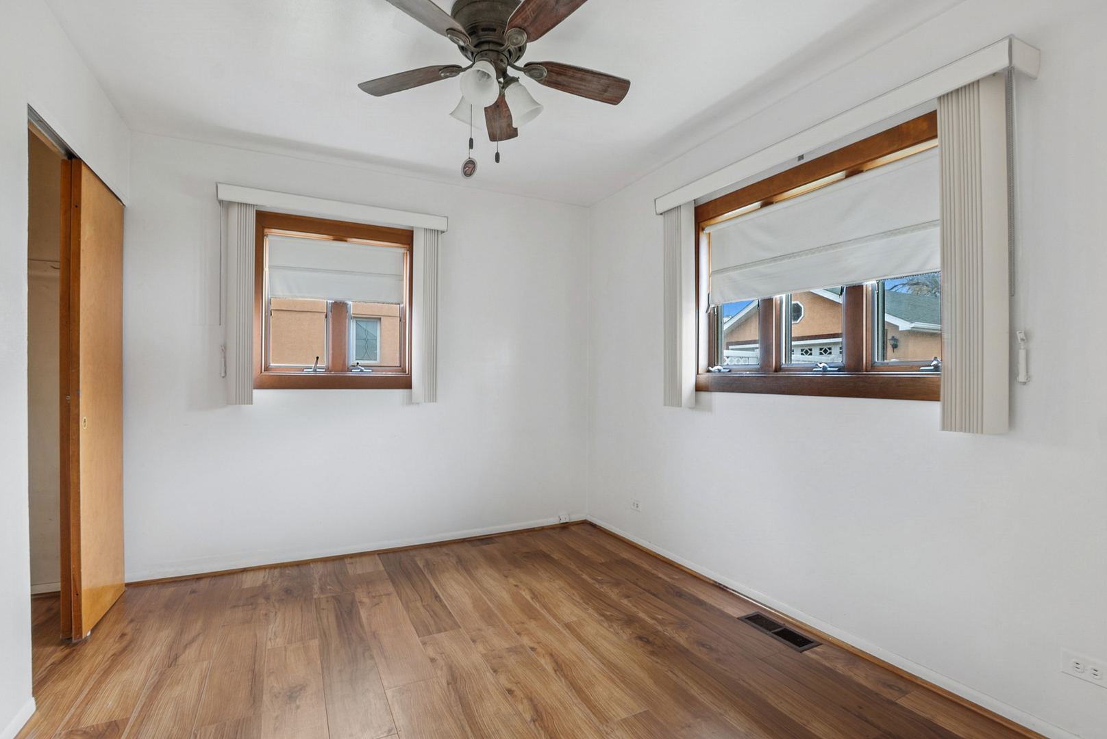 7101 Stanford Drive, Bridgeview, IL 60455