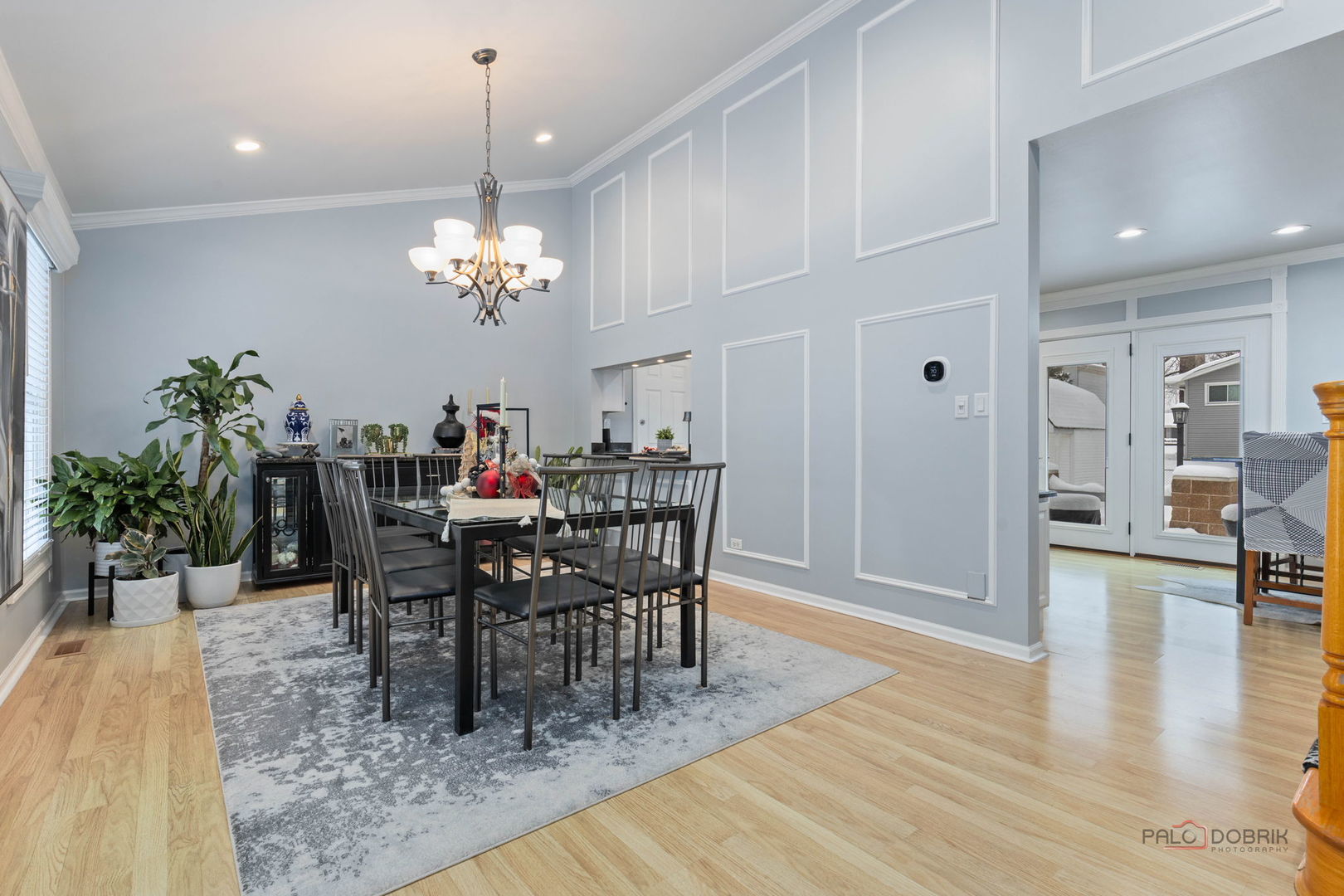 225 Wickham Drive, Schaumburg, IL 60194