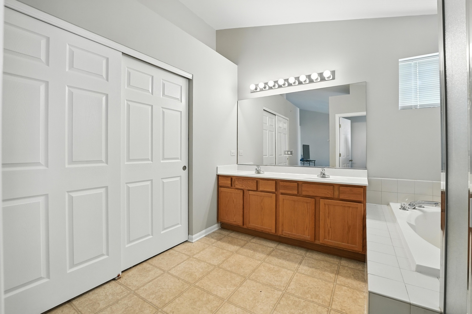 6608 Pasture Side Trail, Matteson, IL 60443