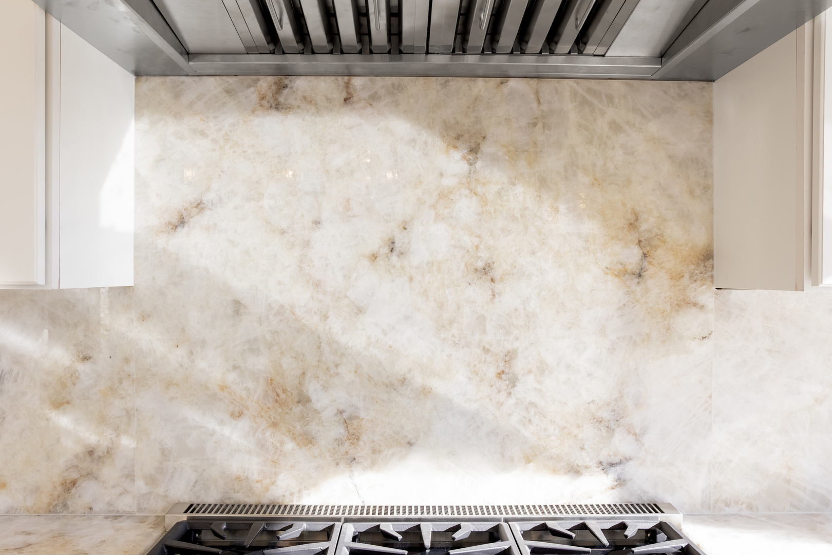 9427 Falling Waters Drive, Burr Ridge, IL 60527