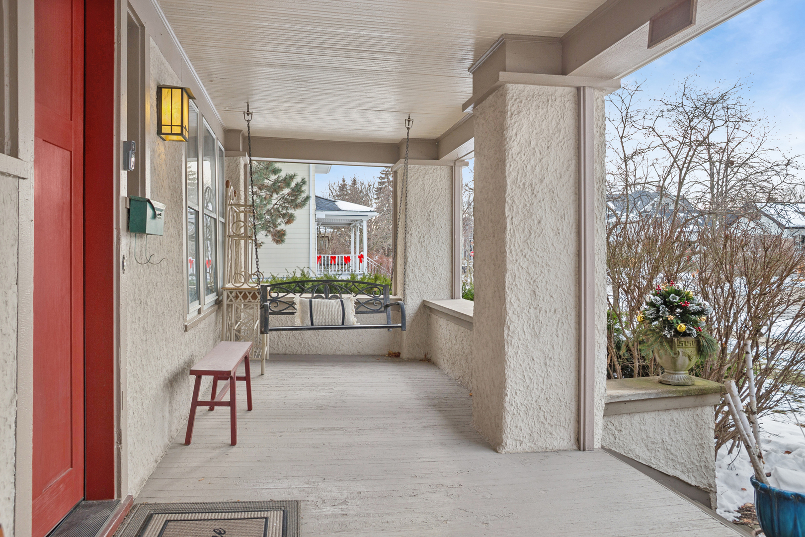 305 N Addison Avenue, Elmhurst, IL 60126