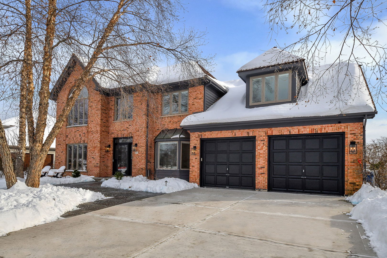 24 Winners Cup Circle, Wheaton, IL 60189