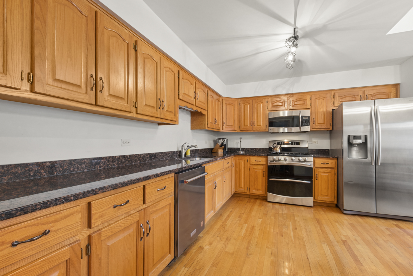 10502 SAN LUIS Lane, Orland Park, IL 60467