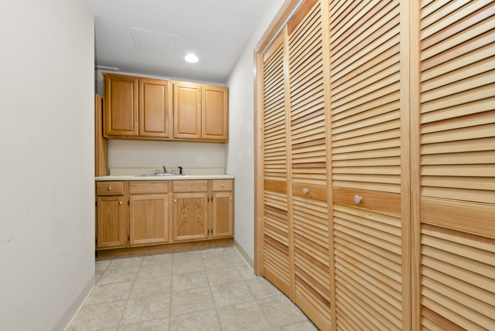 10502 SAN LUIS Lane, Orland Park, IL 60467