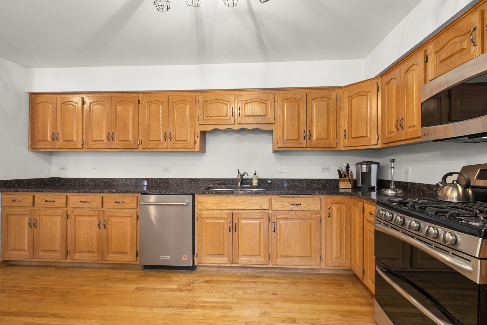 10502 SAN LUIS Lane, Orland Park, IL 60467