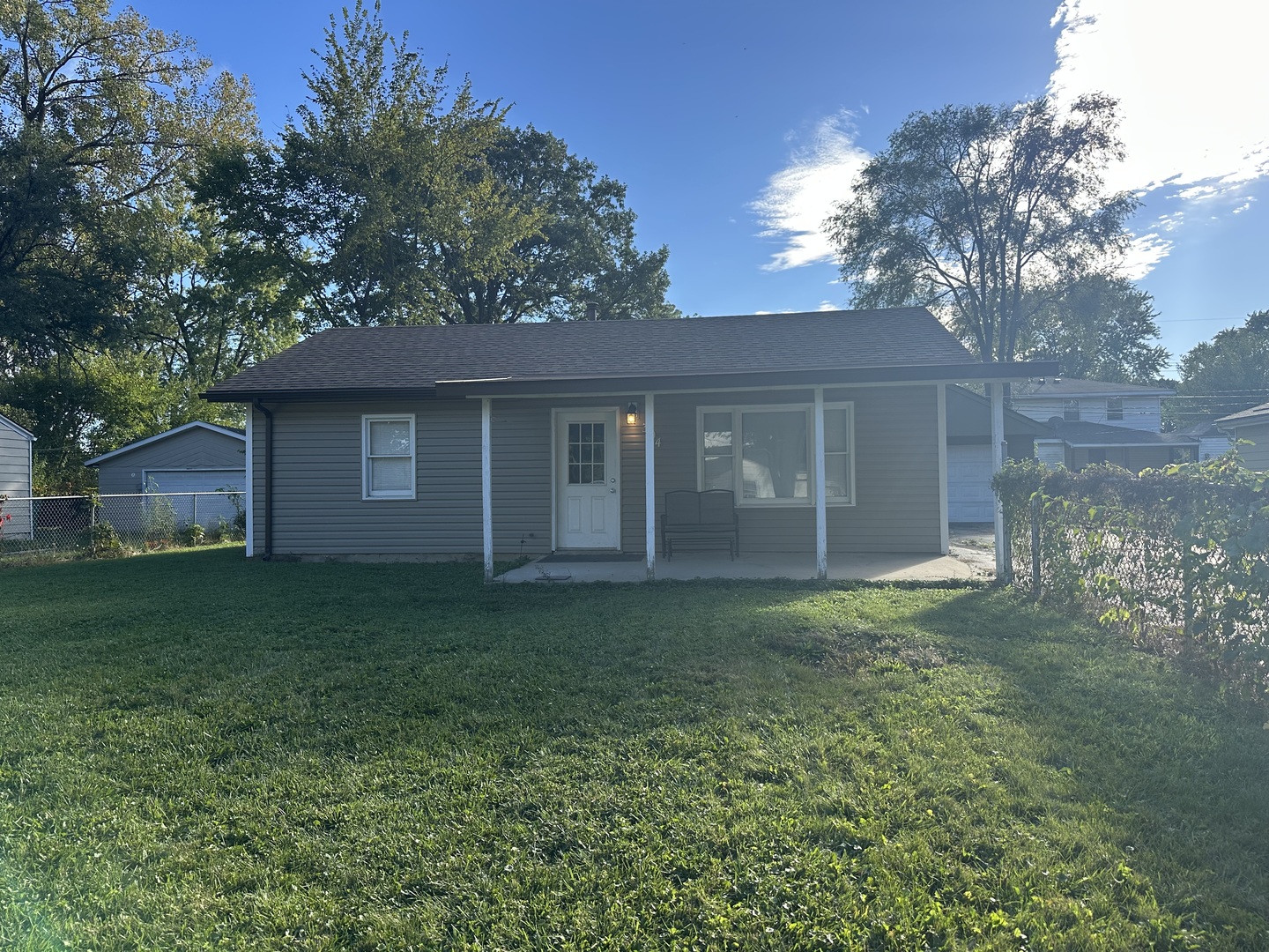 304 Louis Road, Joliet, IL 60433