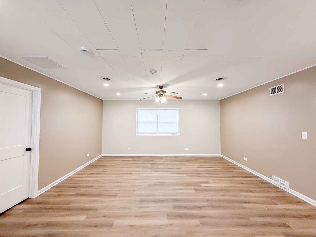 106 E State Road #2B, Island Lake, IL 60042