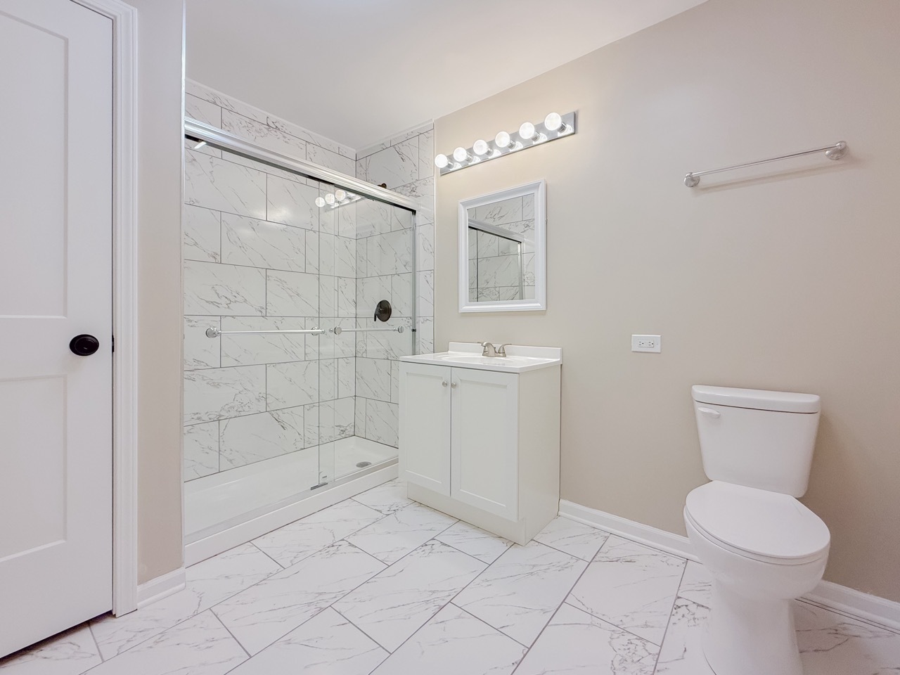 106 E State Road #2B, Island Lake, IL 60042