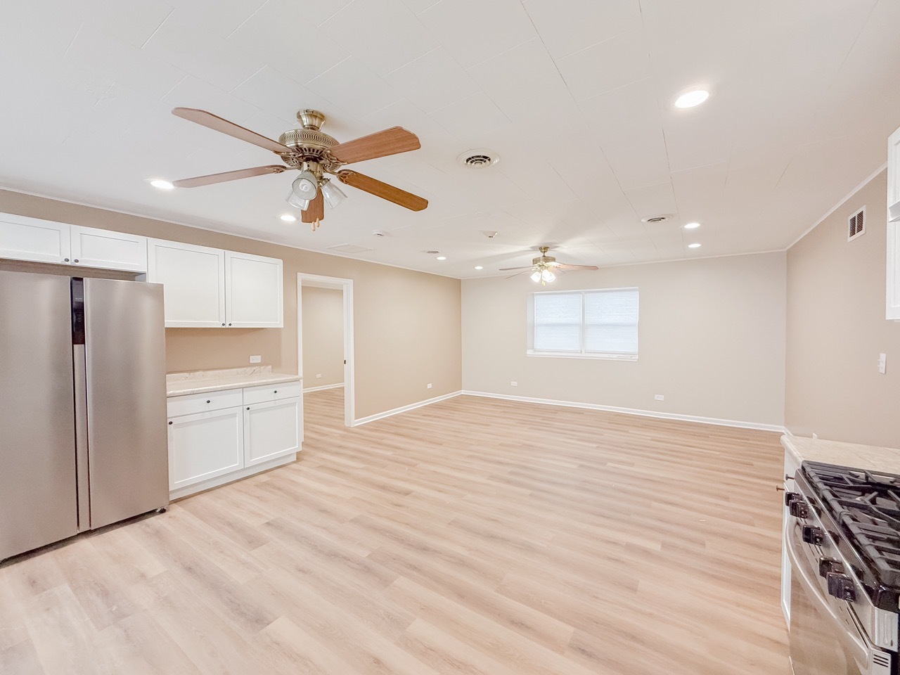 106 E State Road #2B, Island Lake, IL 60042