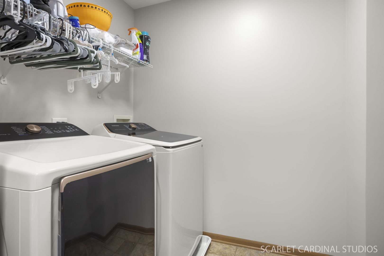 34 Waterbury Circle, Oswego, IL 60543