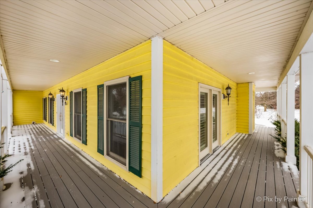 5N022 Hunters Lane, St. Charles, IL 60175