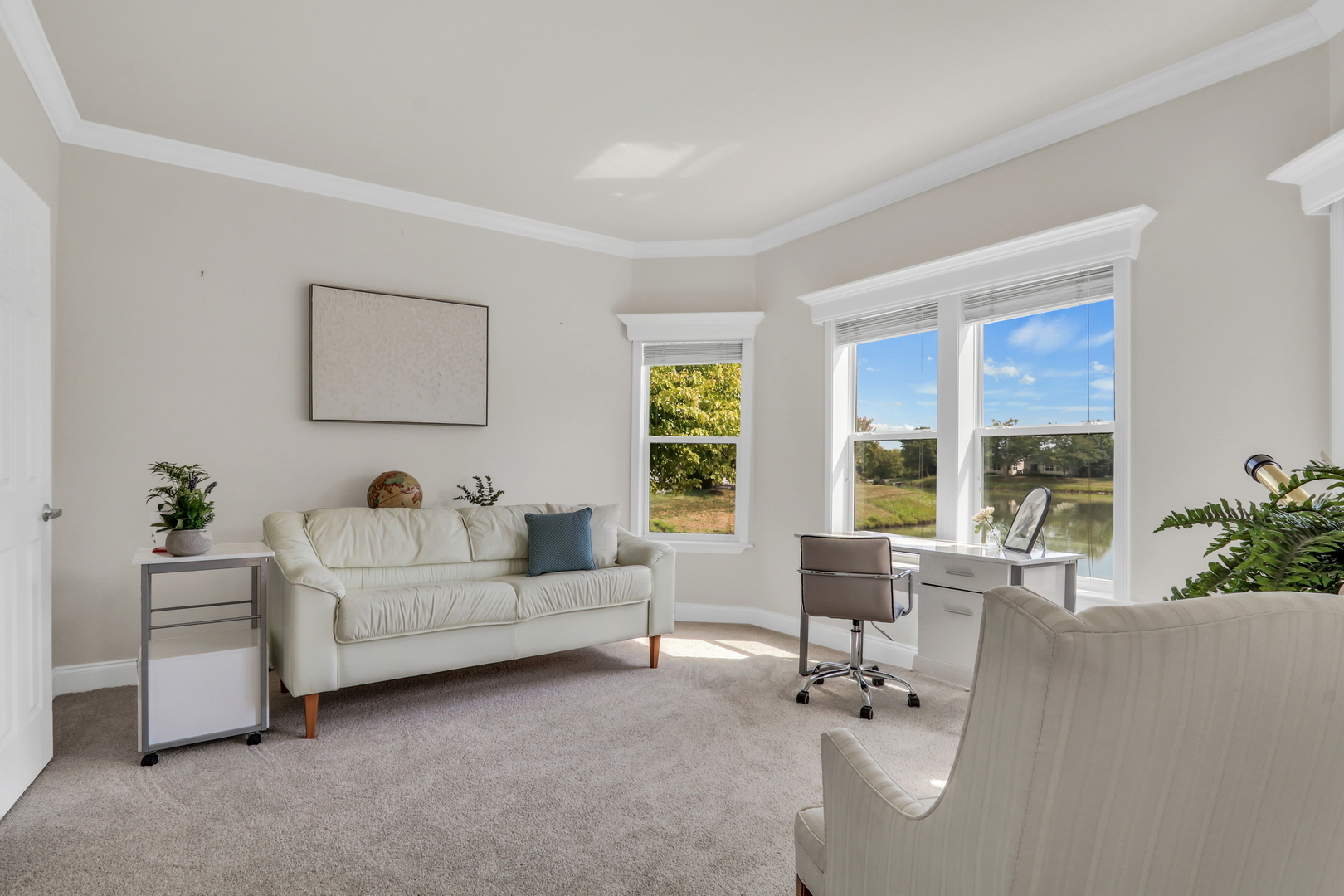 305 Legacy Court, Grayslake, IL 60030