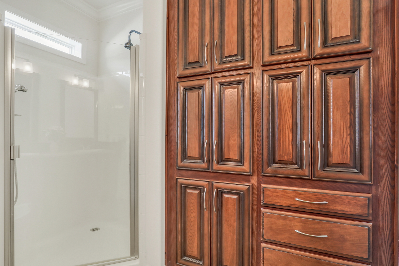 305 Legacy Court, Grayslake, IL 60030