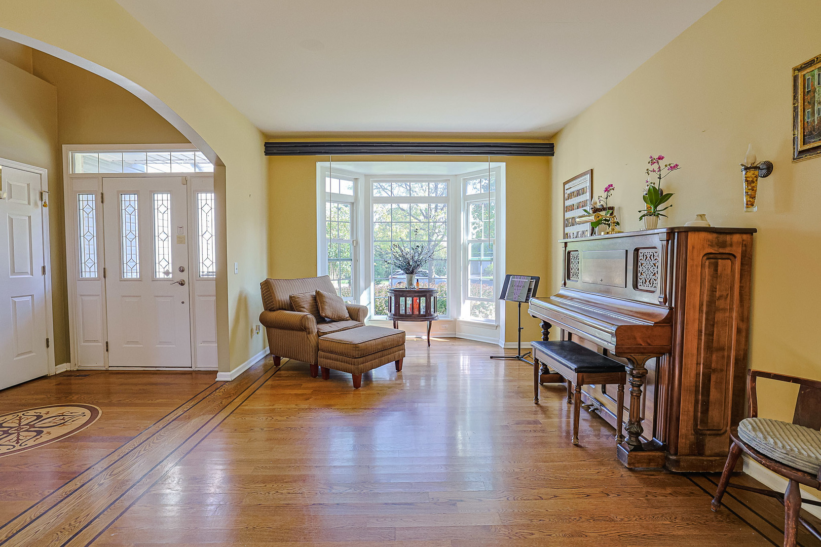 8789 Bentley Lane, Spring Grove, IL 60081