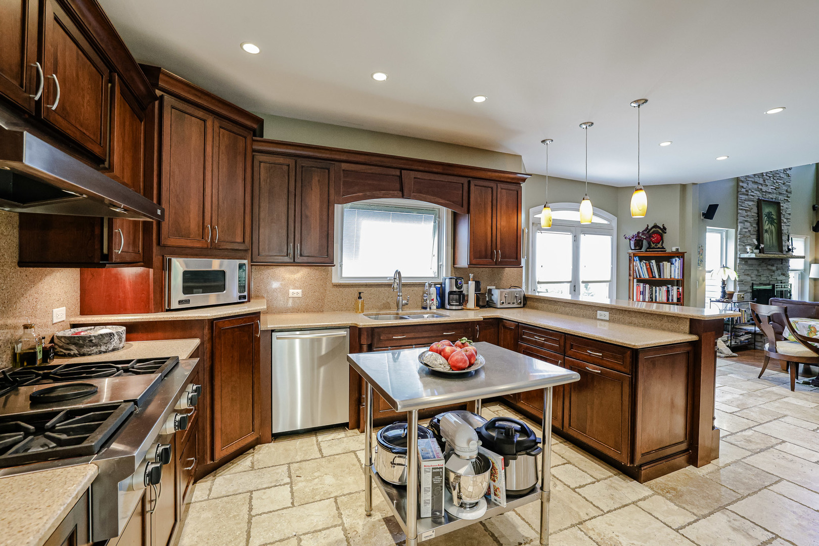 8789 Bentley Lane, Spring Grove, IL 60081