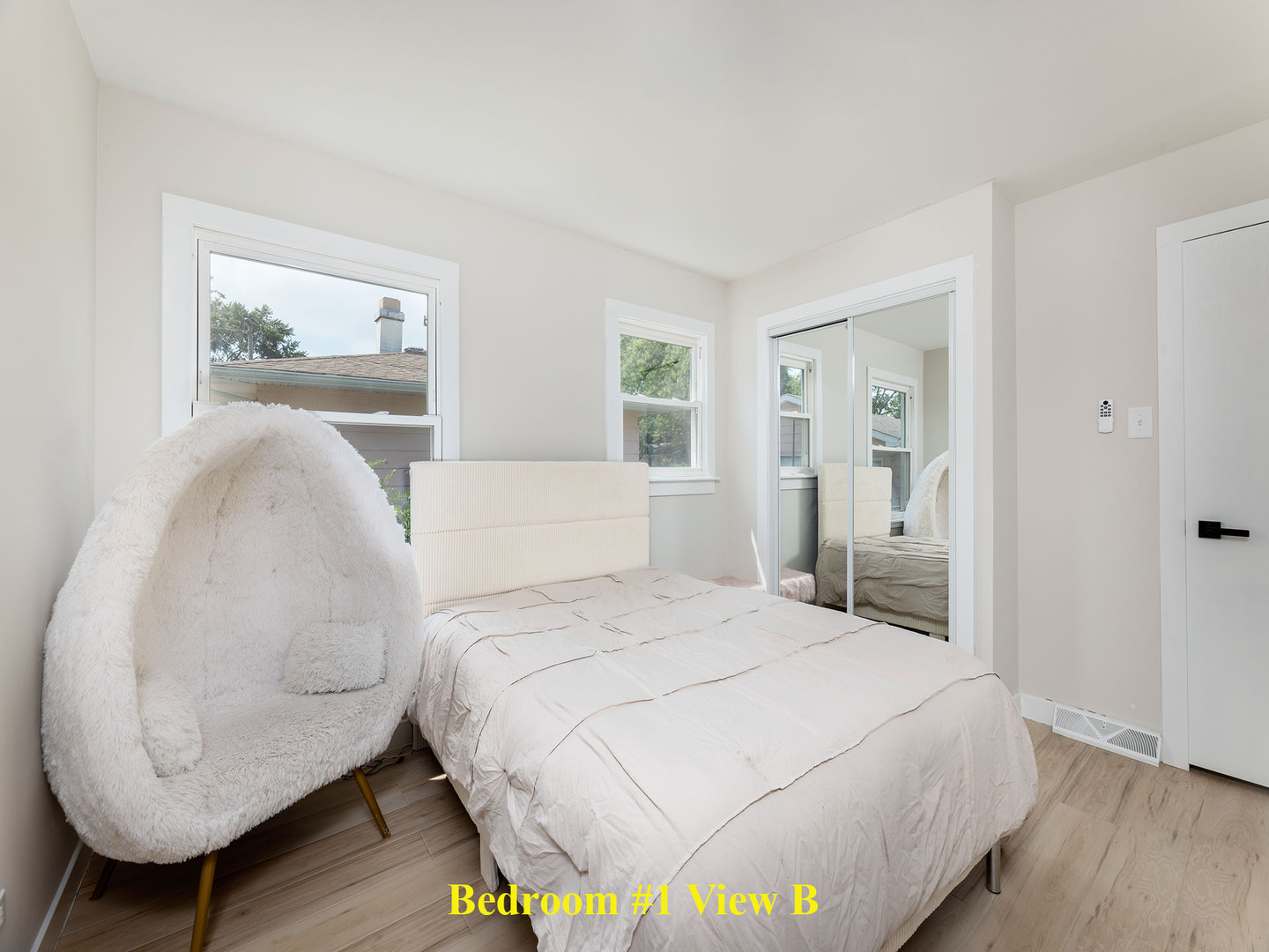 1649 Park Avenue, Hanover Park, IL 60133