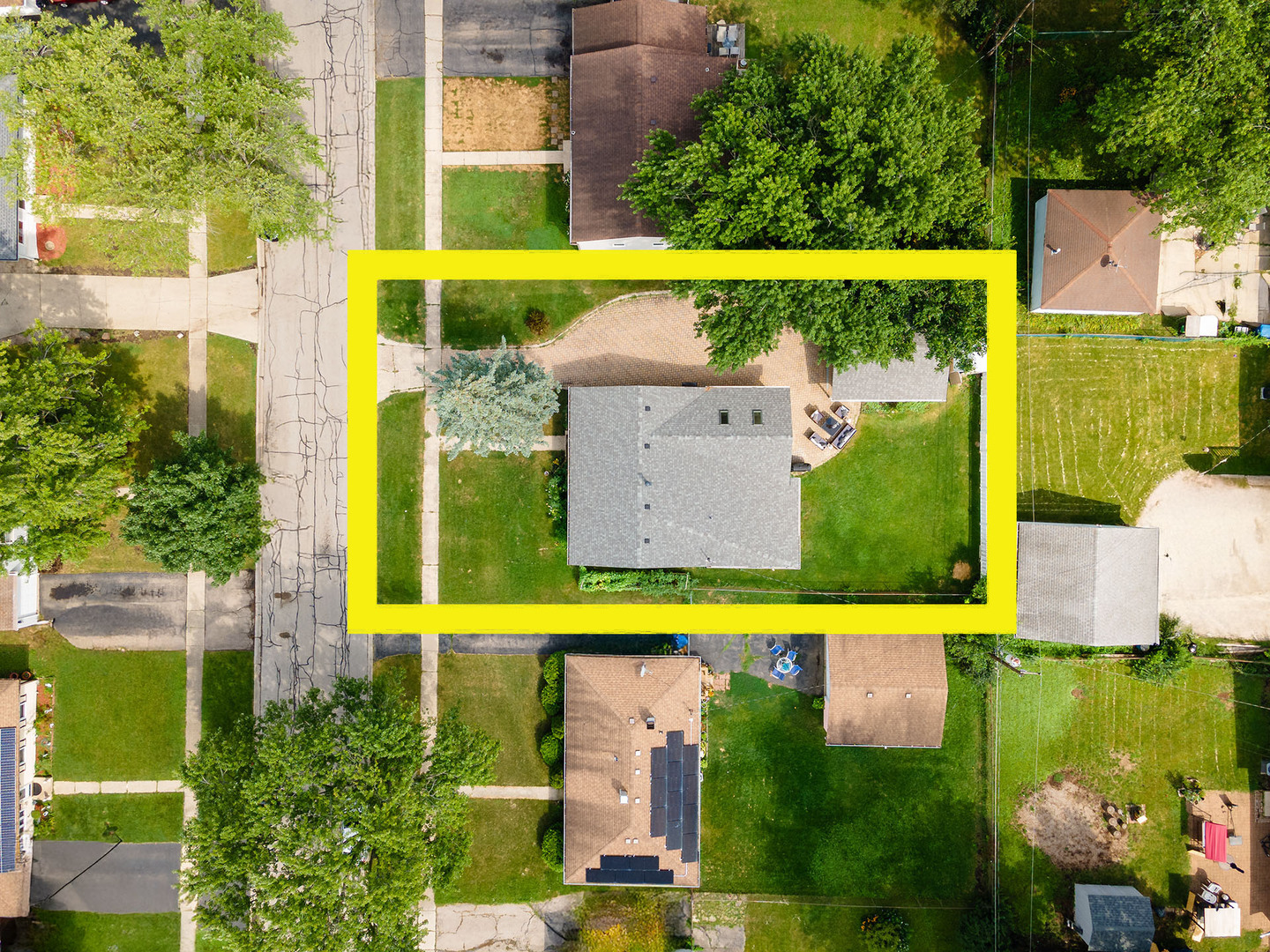 1649 Park Avenue, Hanover Park, IL 60133