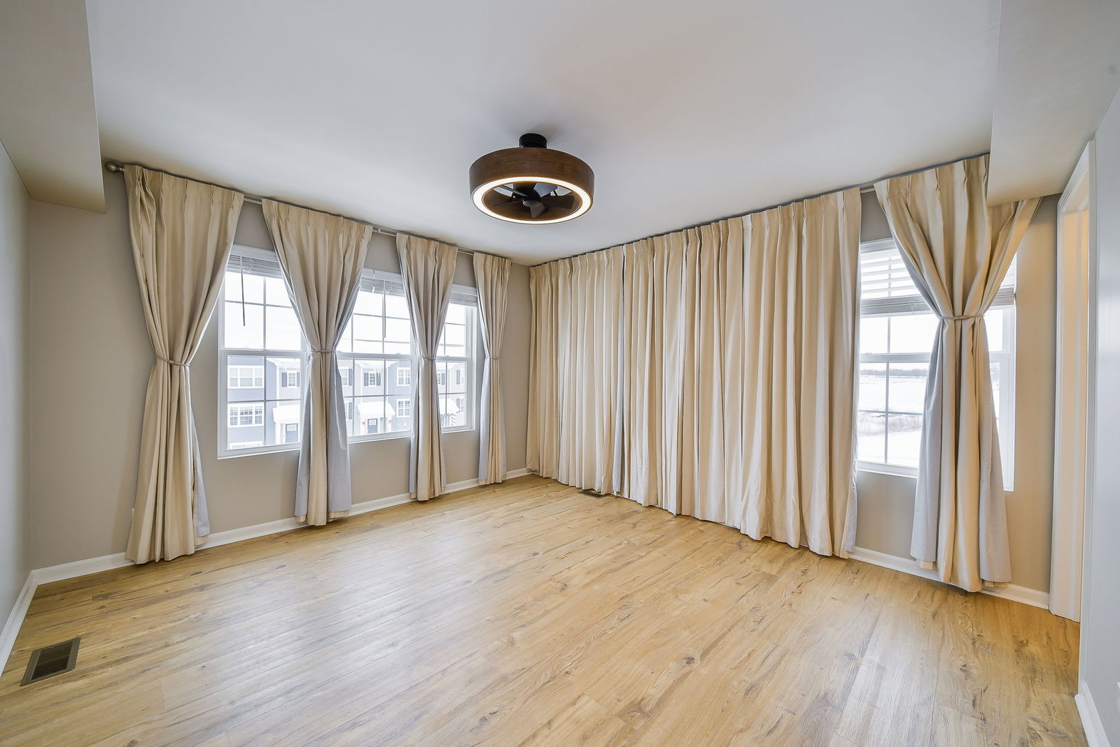 2480 Bella Drive #0, Pingree Grove, IL 60140