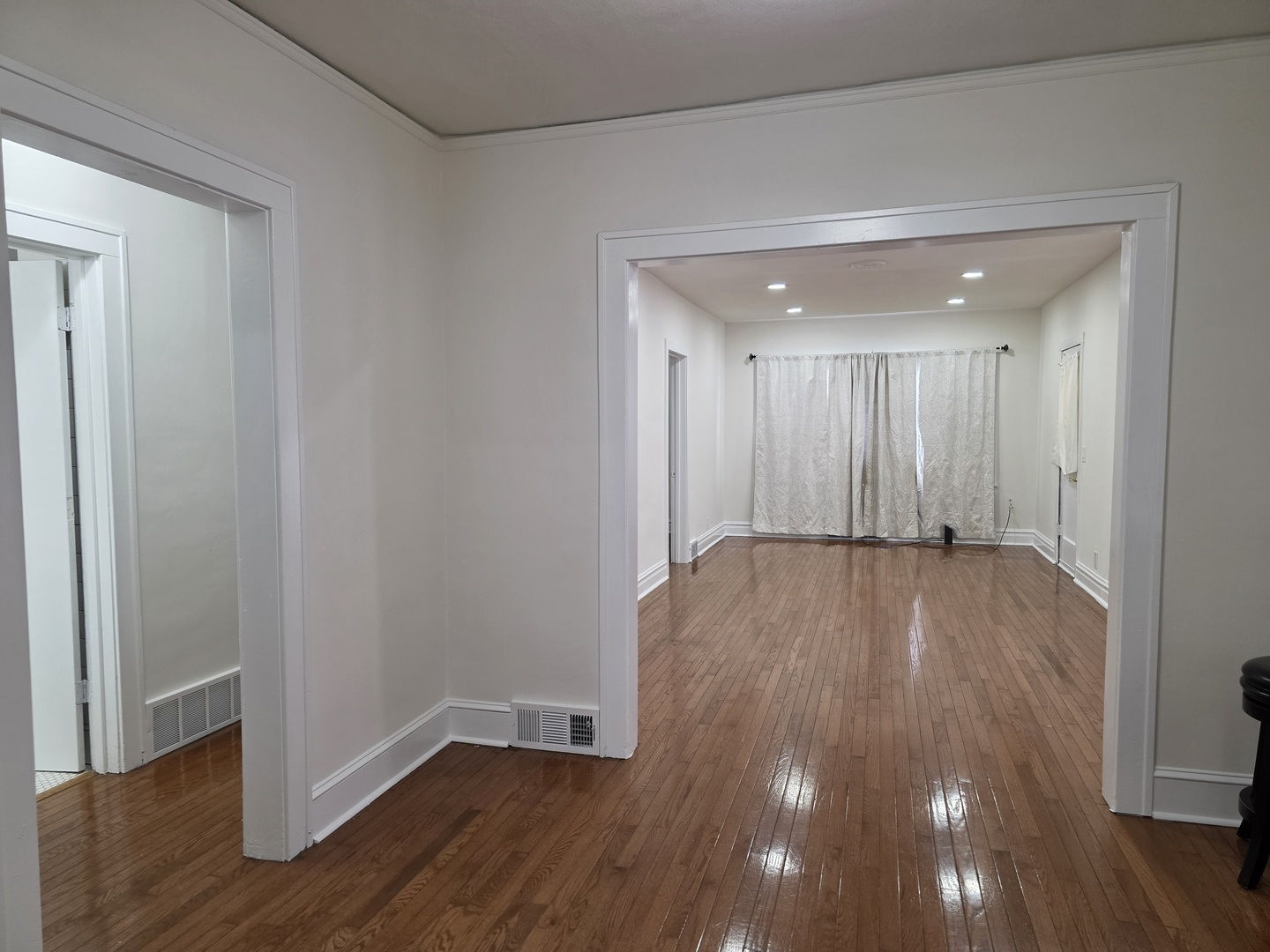 803 Broadway Avenue, North Chicago, IL 60064