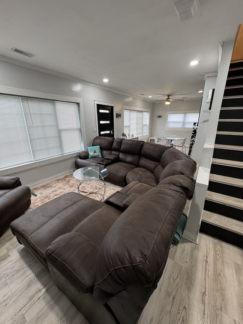 13910 Lincoln Avenue, Dolton, IL 60419