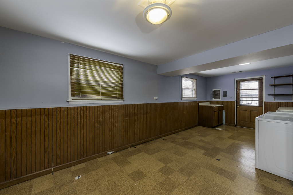 1607 N Channel Drive, Round Lake Beach, IL 60073