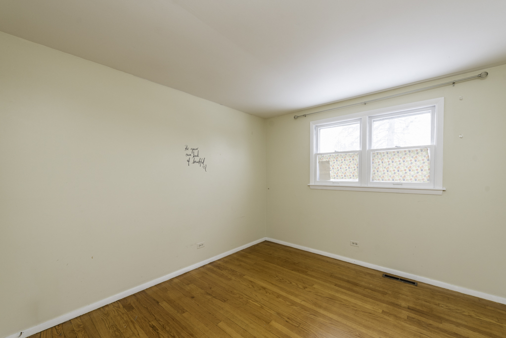 1607 N Channel Drive, Round Lake Beach, IL 60073