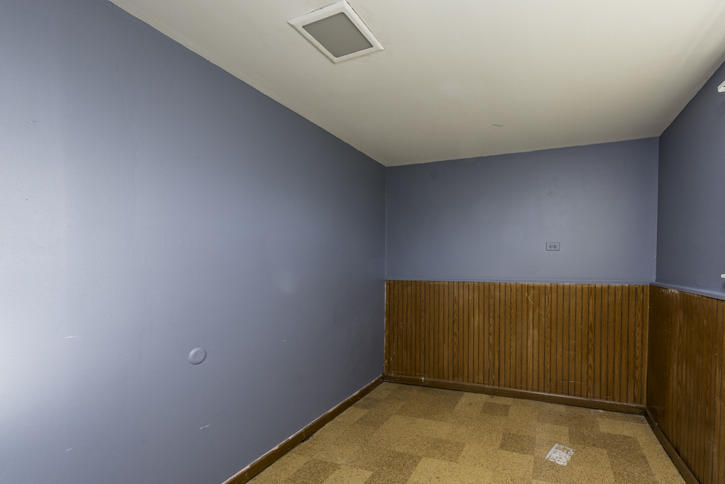 1607 N Channel Drive, Round Lake Beach, IL 60073