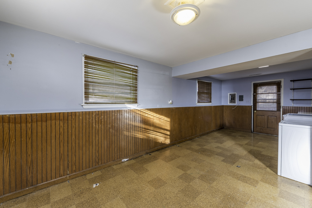 1607 N Channel Drive, Round Lake Beach, IL 60073