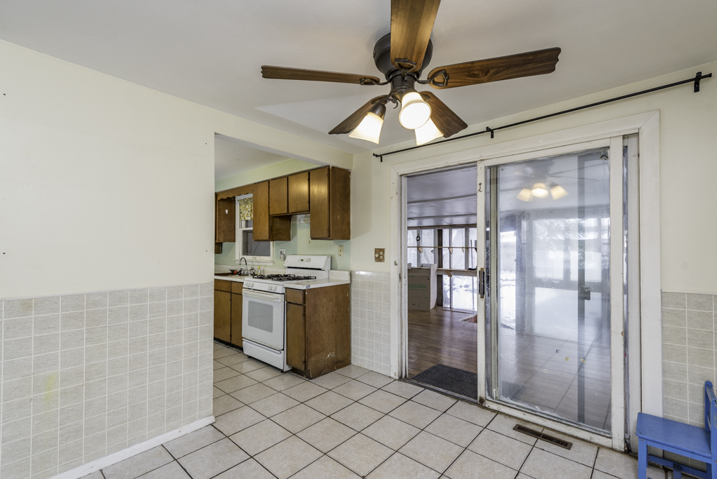 1607 N Channel Drive, Round Lake Beach, IL 60073