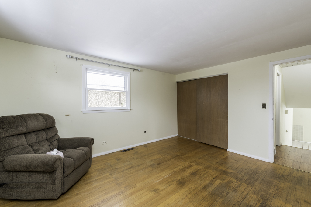 1607 N Channel Drive, Round Lake Beach, IL 60073